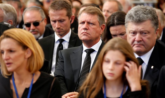 [포토] 이스라엘 페레스 전 대통령의 장례식에 참석한 루마니아 대통령