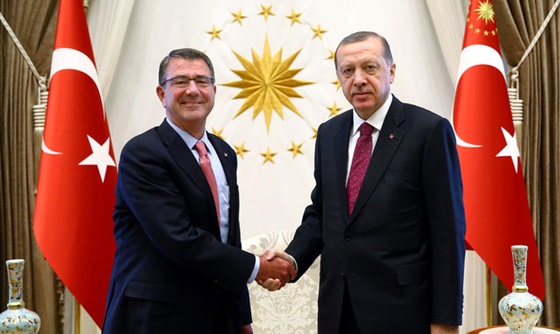 [포토] 미국 국방장관, 이라크-터키 갈등 심화에 터키 방문해