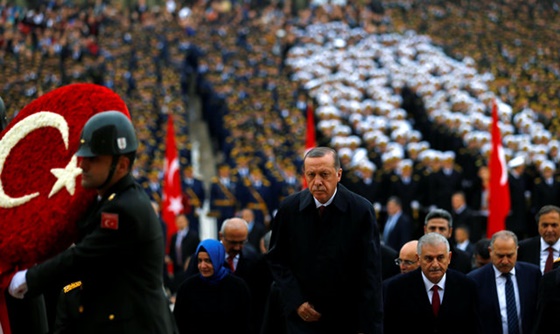 [포토] 터키 독립기념일 행사에 참가한 터키 대통령